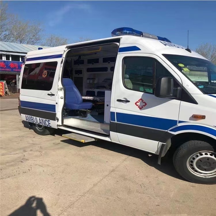 西陵私人长途救护车出租转院回家